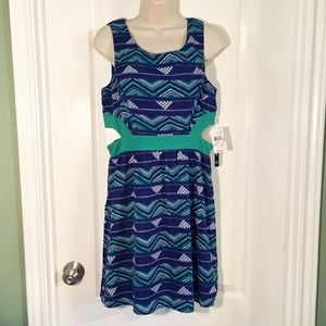 Junior’s As U Wish Dress With Side Cutouts